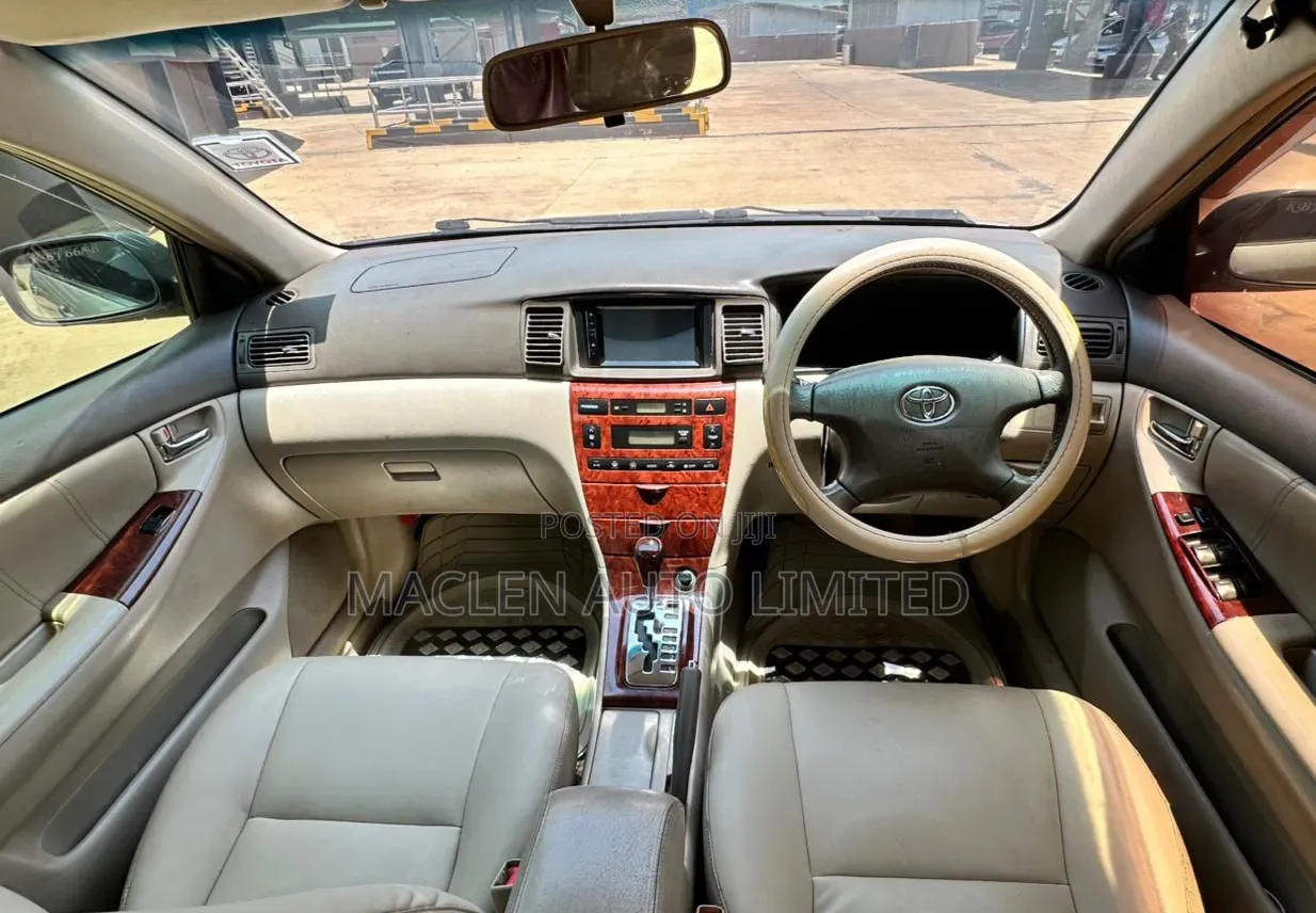 Toyota Corolla 2003 Gold