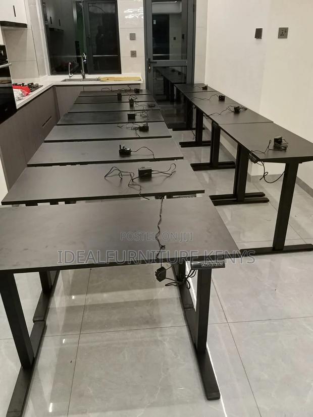 Height Sdjustable Desk