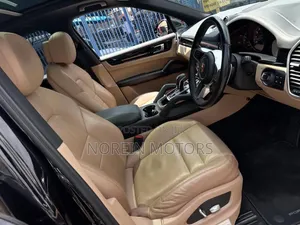 Porsche Cayenne 2019 Matt Black