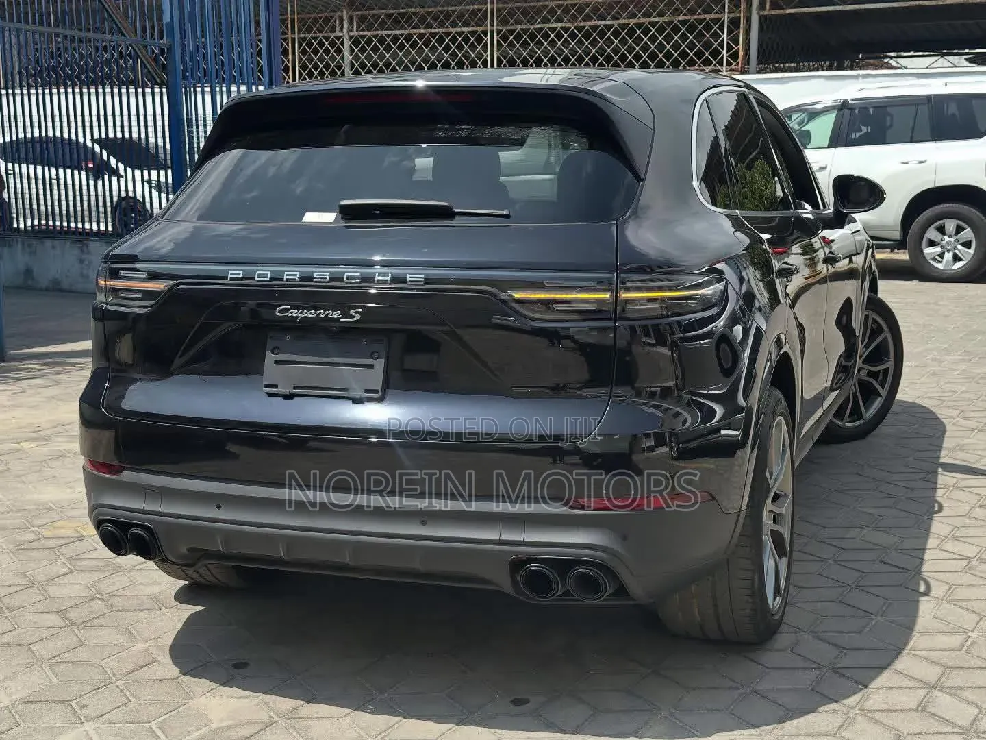 Porsche Cayenne 2019 Matt Black