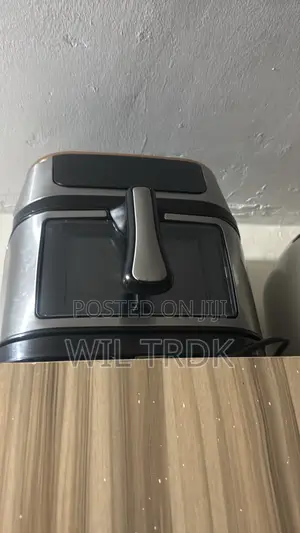 Air Fryer – Good Condition