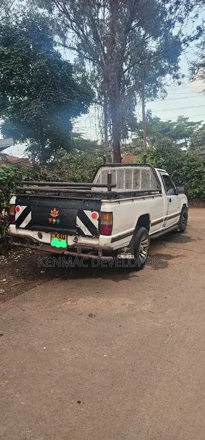 Mitsubishi L200 2003 White