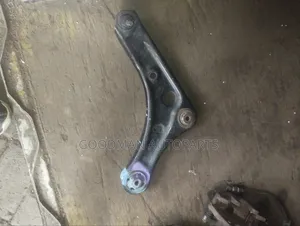 Nissan DayZ Control Arm
