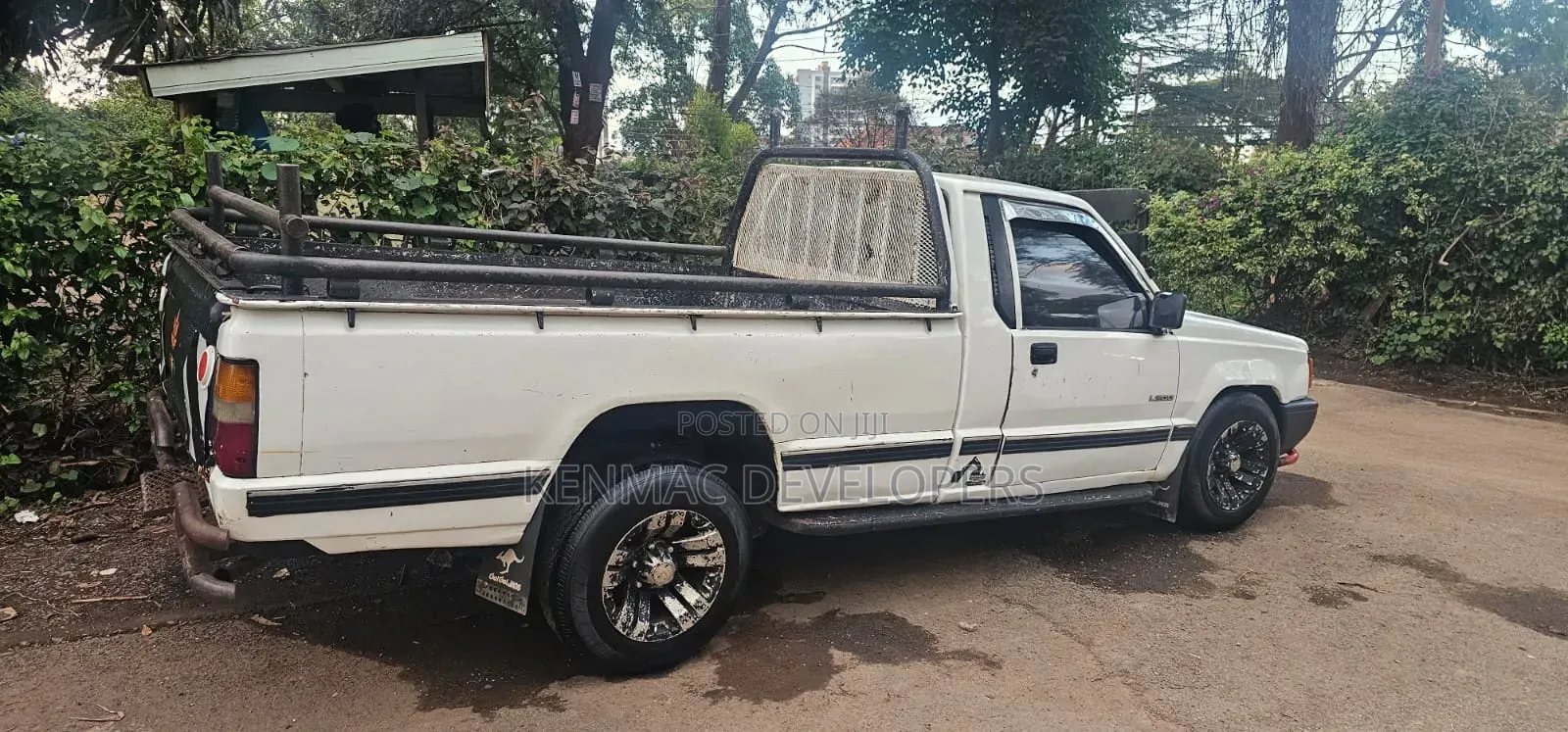 Mitsubishi L200 2003 White