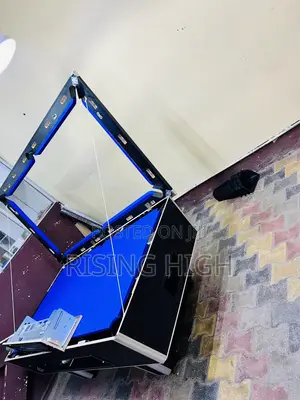 Rising High Pool Tables/Modern