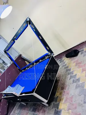 Rising High Pool Tables/Modern
