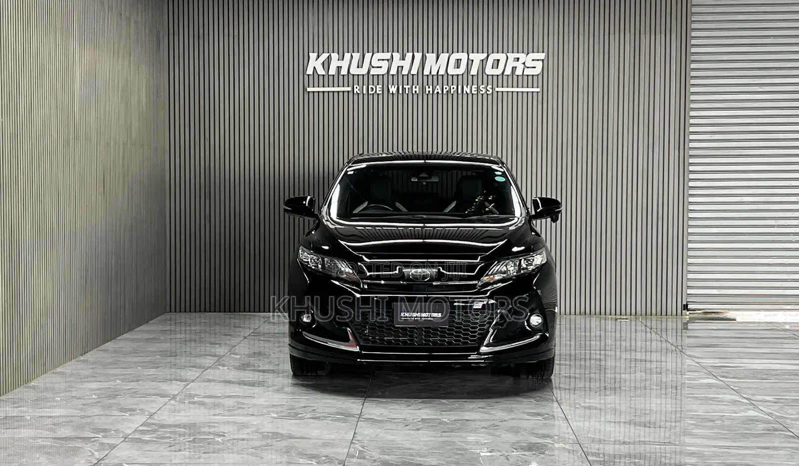 Toyota Harrier 2.0 2018 Black