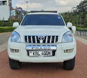 Toyota Land Cruiser Prado 2004 White