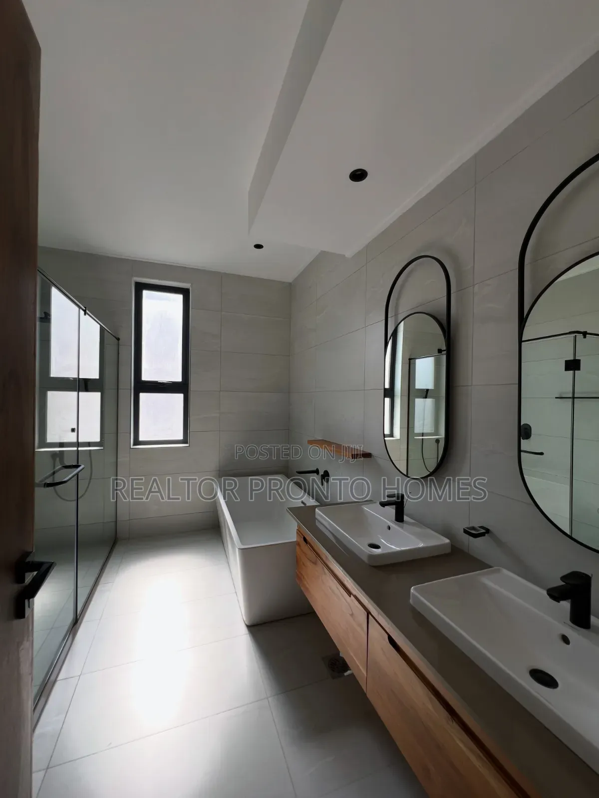 4bdrm Apartment in Loresho for rent