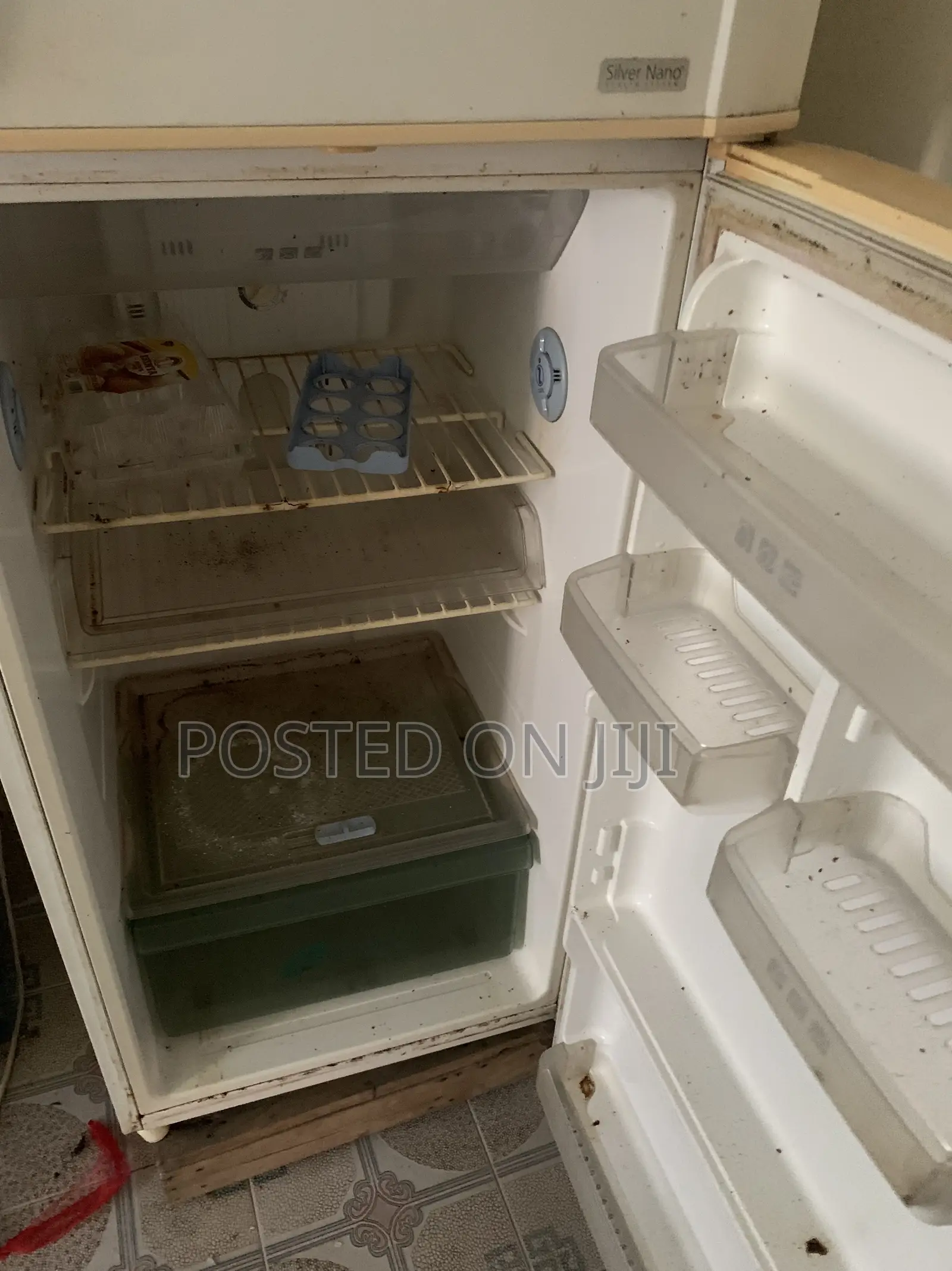 Refridgerator