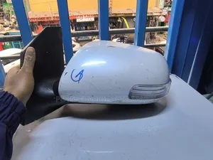 Toyota Premio 260 Side Mirror 9 Wires