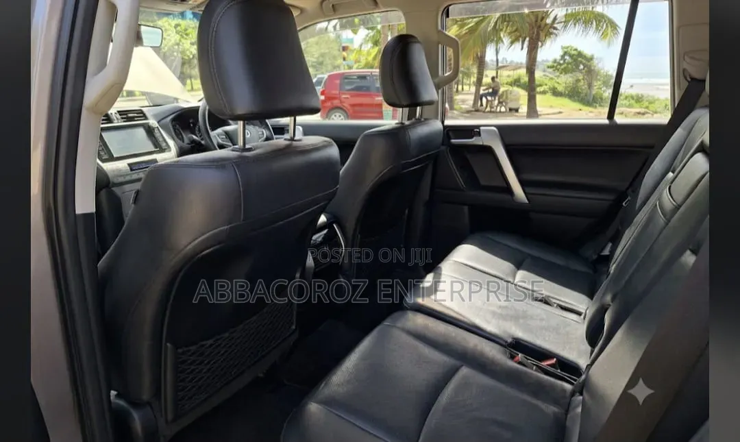 Toyota Land Cruiser Prado 2019