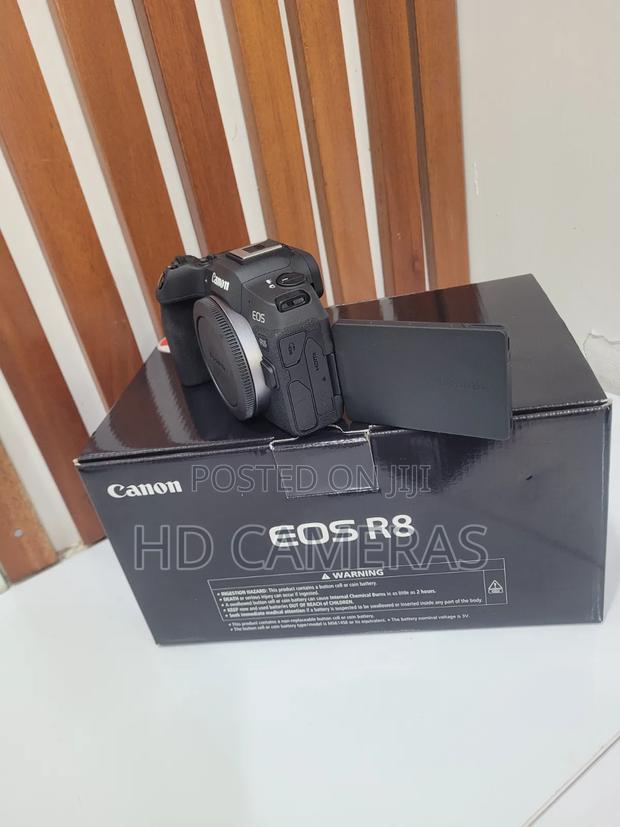 Canon Eos R8 - thumbnail 2