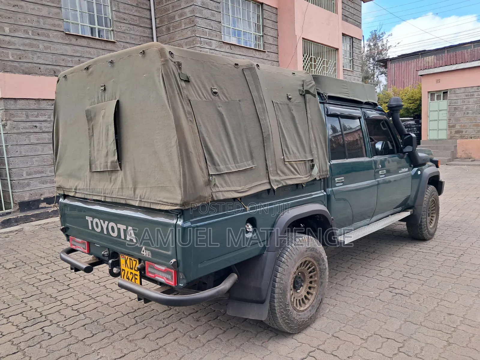 Toyota Land Cruiser 79 Series 2014 Green