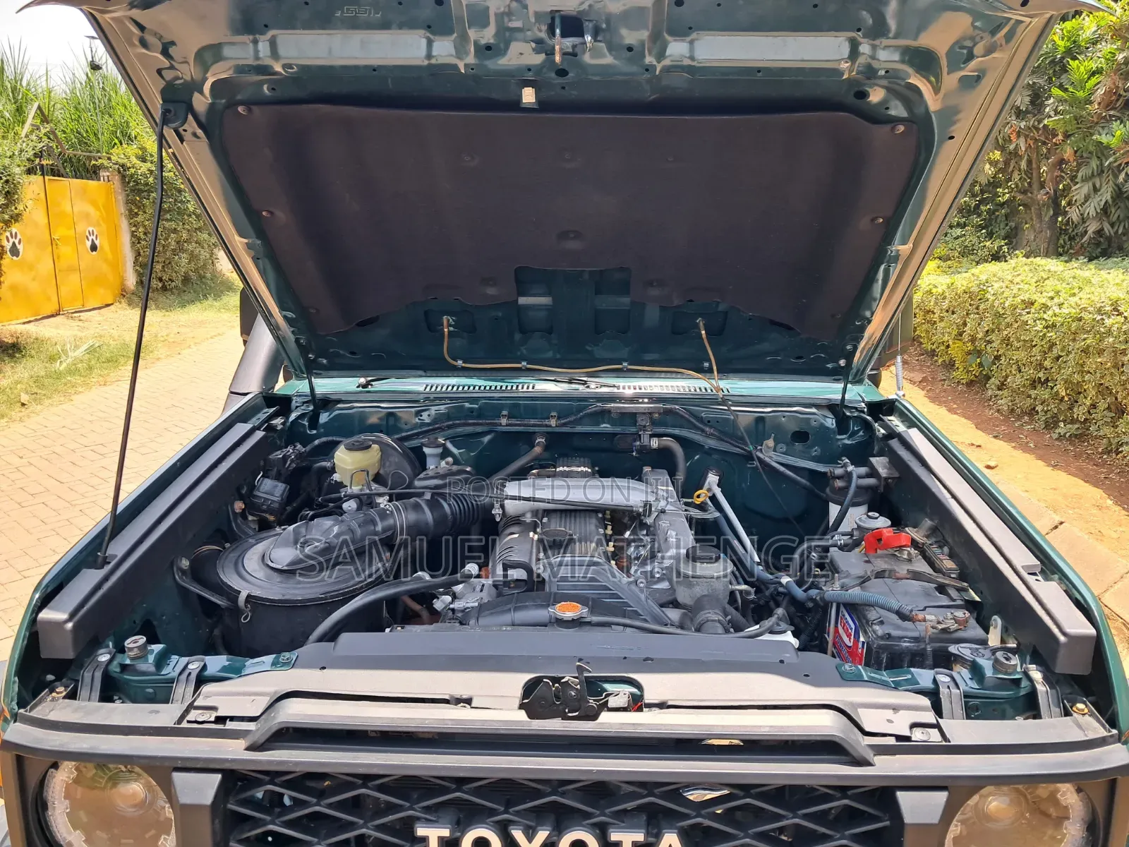 Toyota Land Cruiser 79 Series 2014 Green