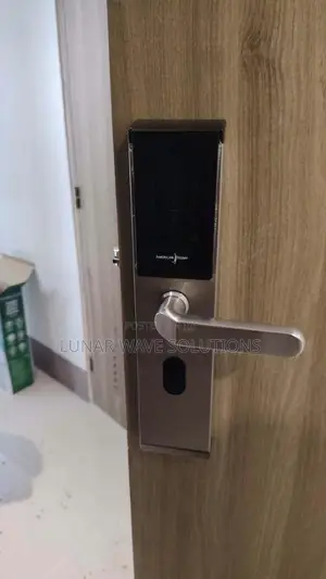 Smartlocks/ Smart Locks With Tuya APP