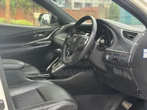 Toyota Harrier 2019 Pearl