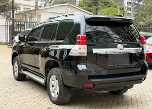 Toyota Land Cruiser Prado 2014 Black