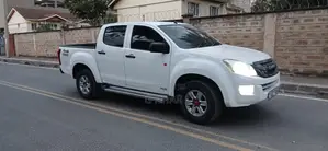 Isuzu D-MAX 2013 White