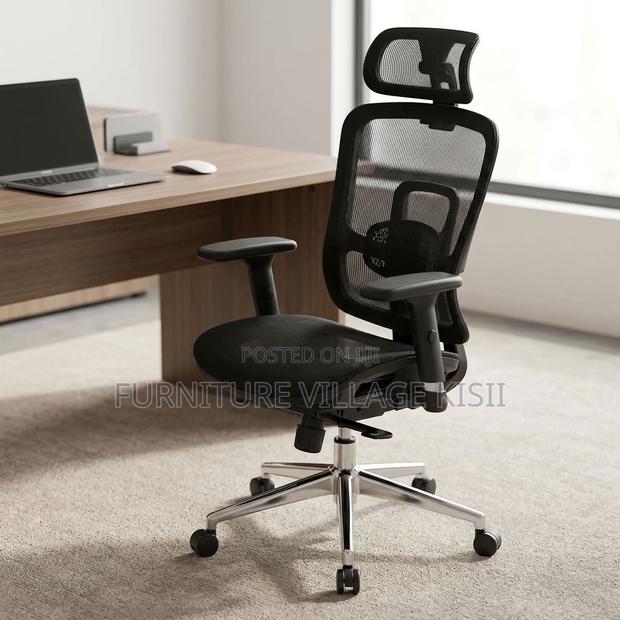 Mesh Orthopedic Seat With Footrest - thumbnail 11