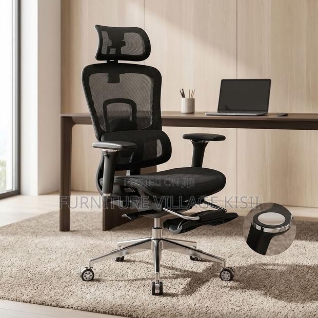 Mesh Orthopedic Seat With Footrest - thumbnail 13