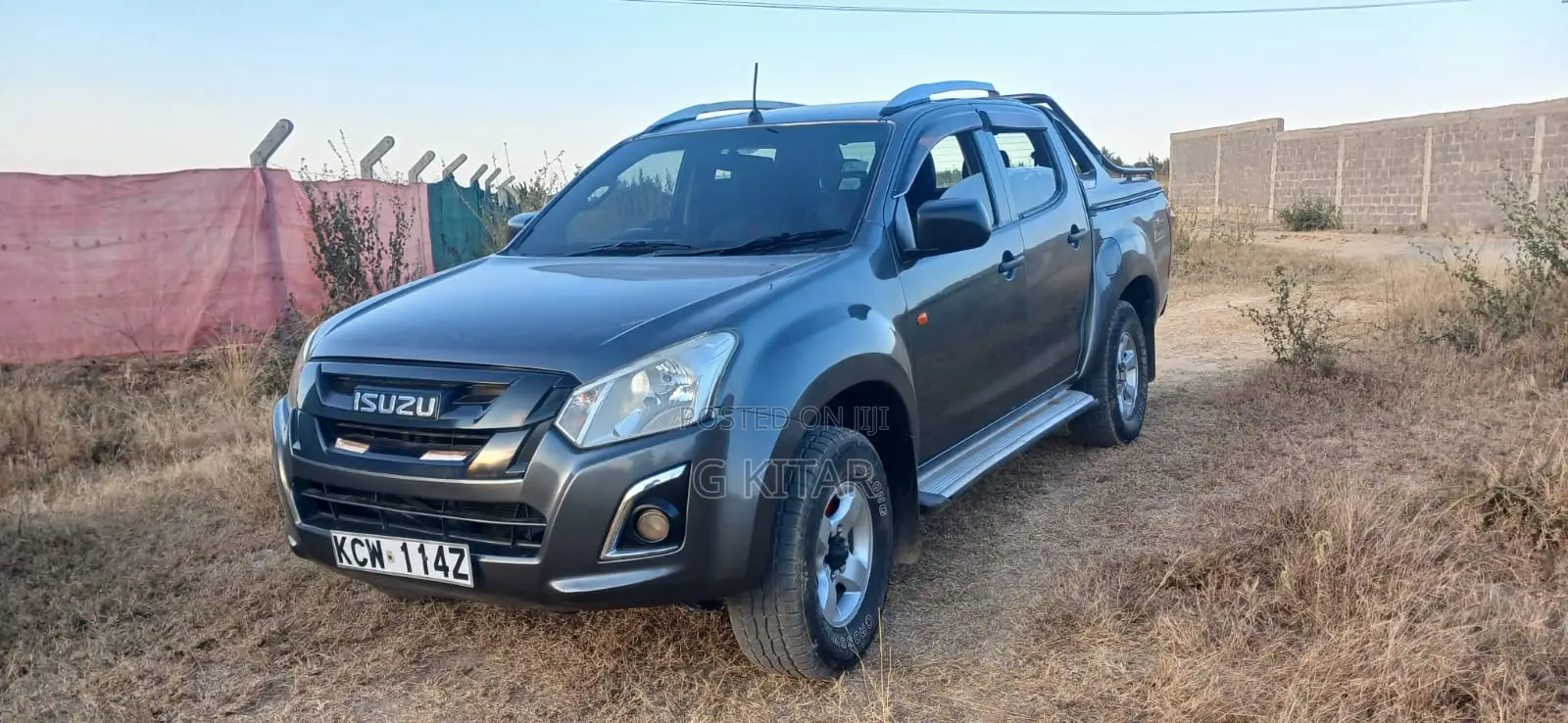 Isuzu D-MAX 2013 White