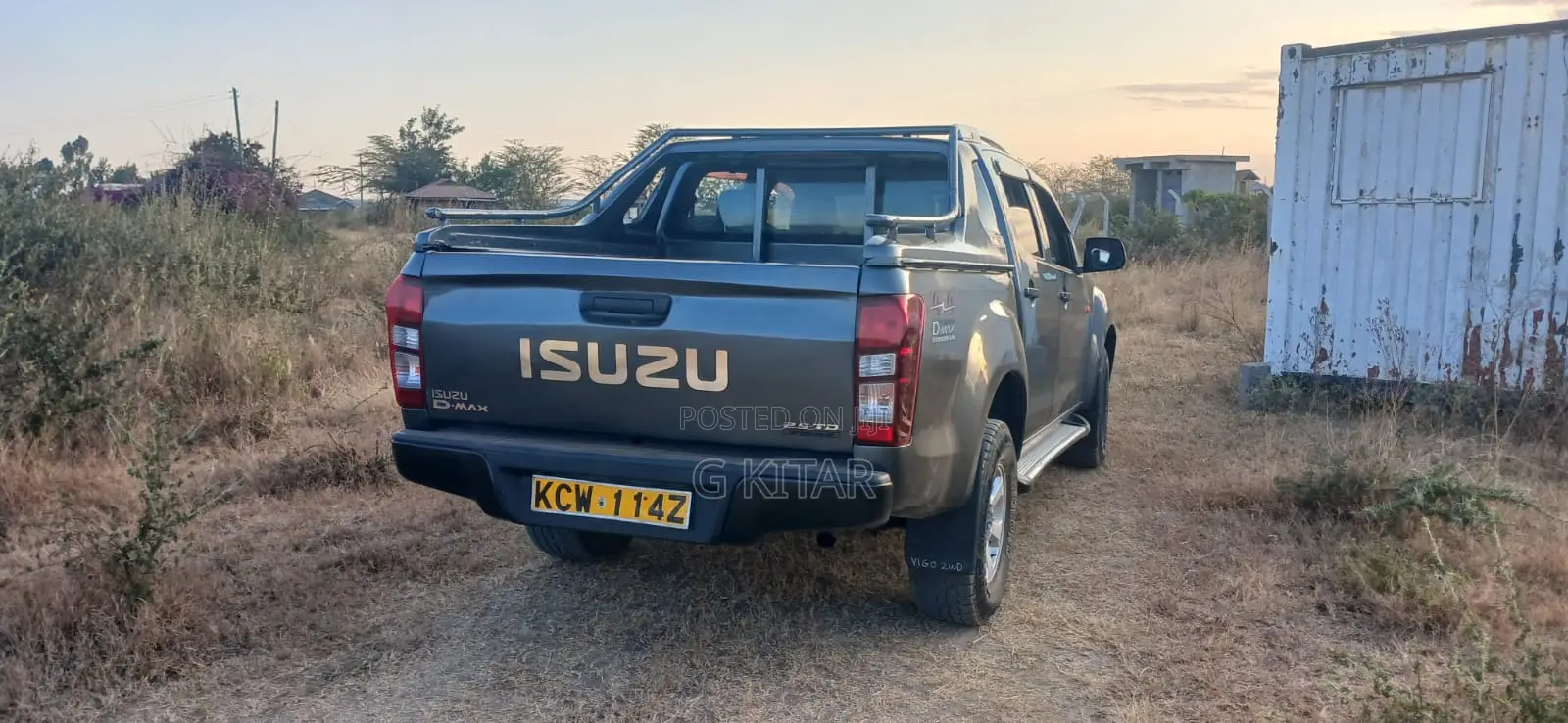 Isuzu D-MAX 2013 White