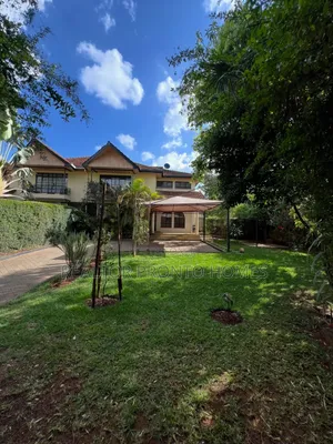 4bdrm Townhouse/Terrace in Lavington, Muthangari for sale