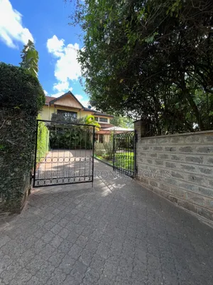 4bdrm Townhouse/Terrace in Lavington, Muthangari for sale