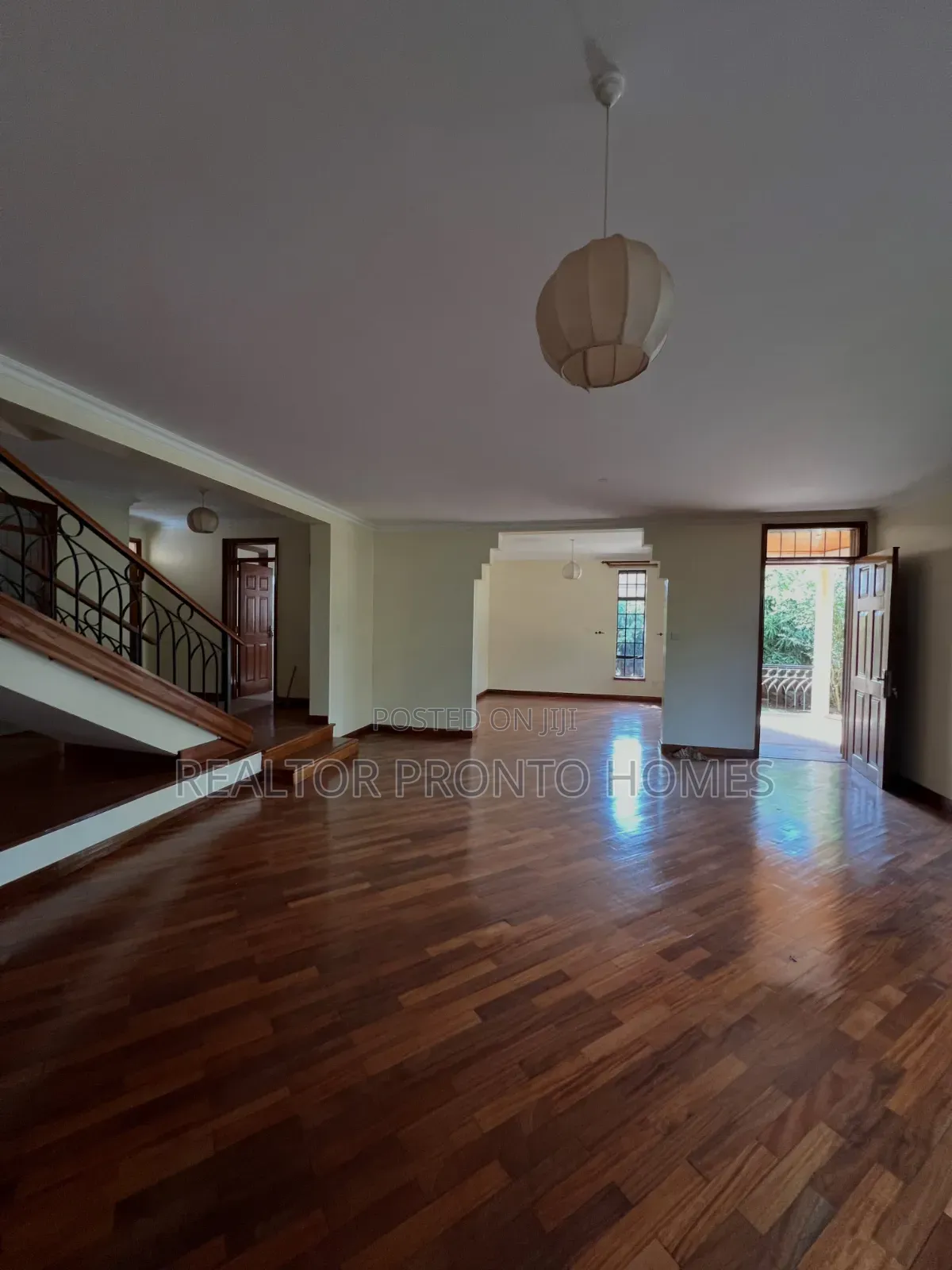 4bdrm Townhouse/Terrace in Lavington, Muthangari for sale