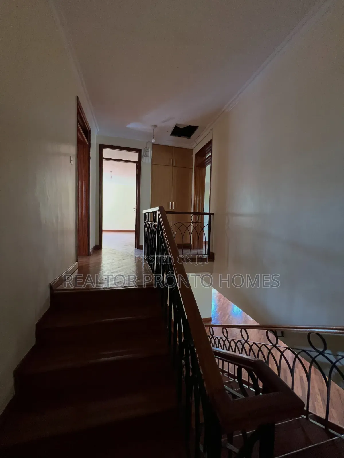 4bdrm Townhouse/Terrace in Lavington, Muthangari for sale