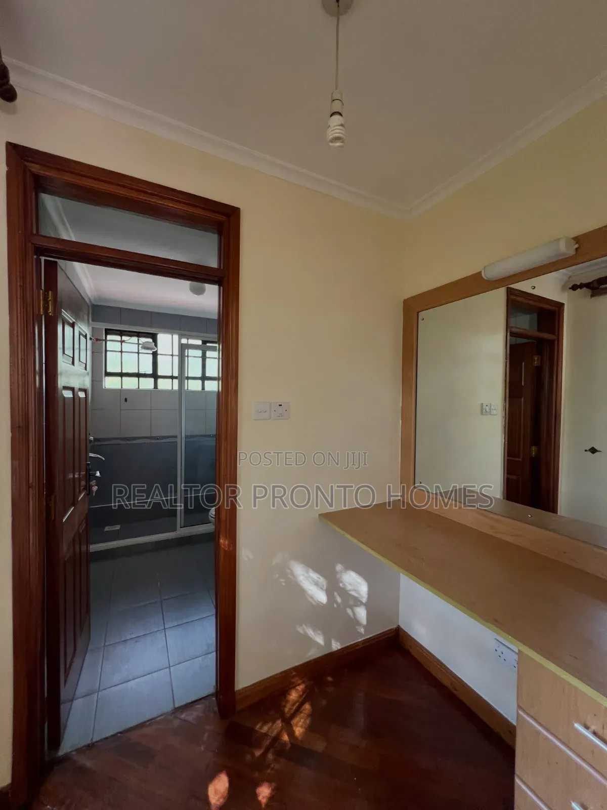 4bdrm Townhouse/Terrace in Lavington, Muthangari for sale