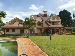 5bdrm Maisonette in Runda for sale