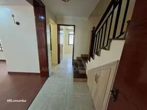 5bdrm Maisonette in Runda for sale