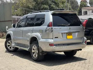 Toyota Land Cruiser Prado 2006 Silver