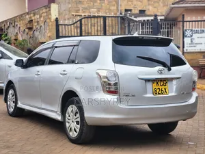 Toyota Corolla Fielder 2009 White