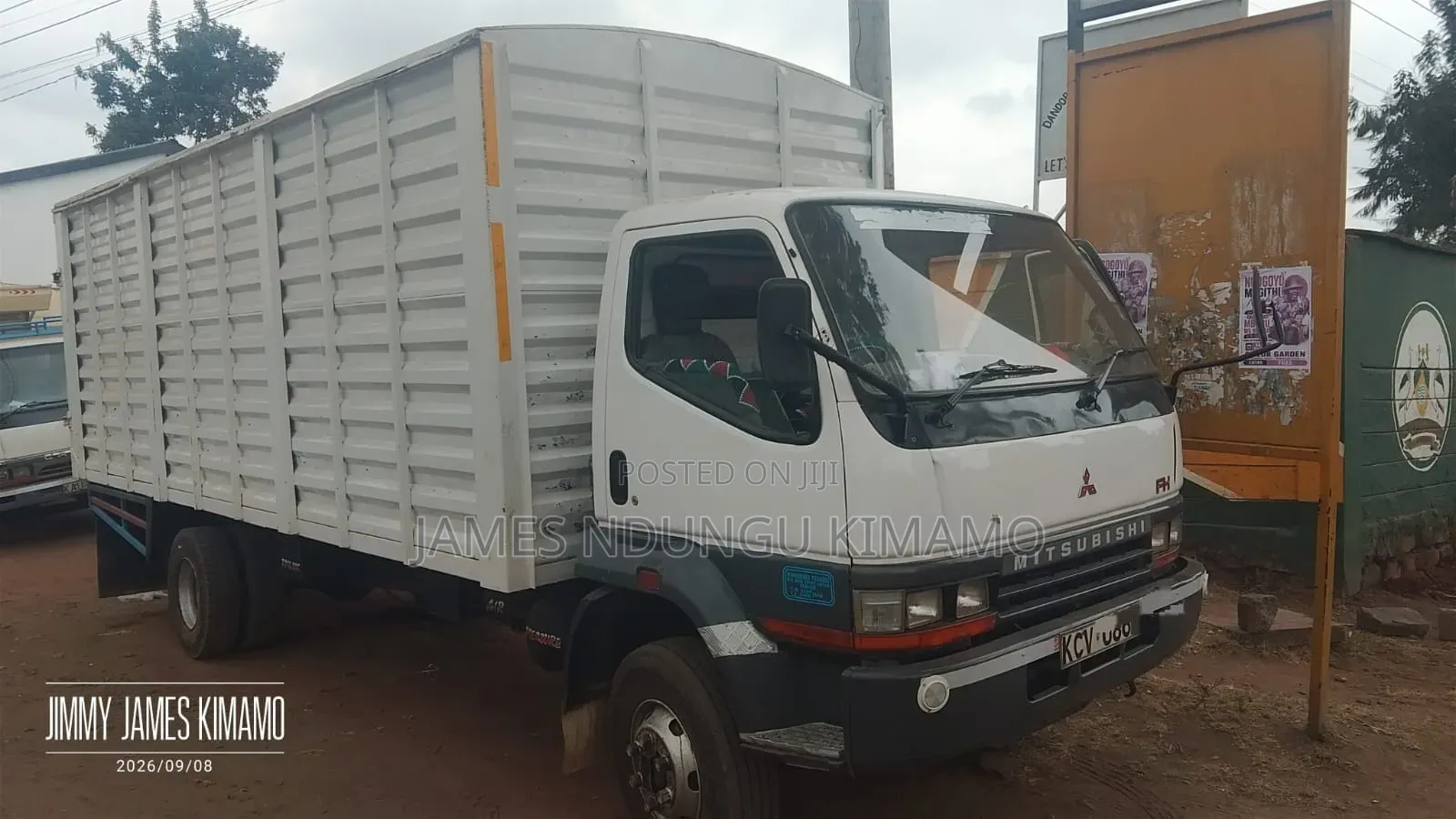 Mitsubishi FH 215 2019 White