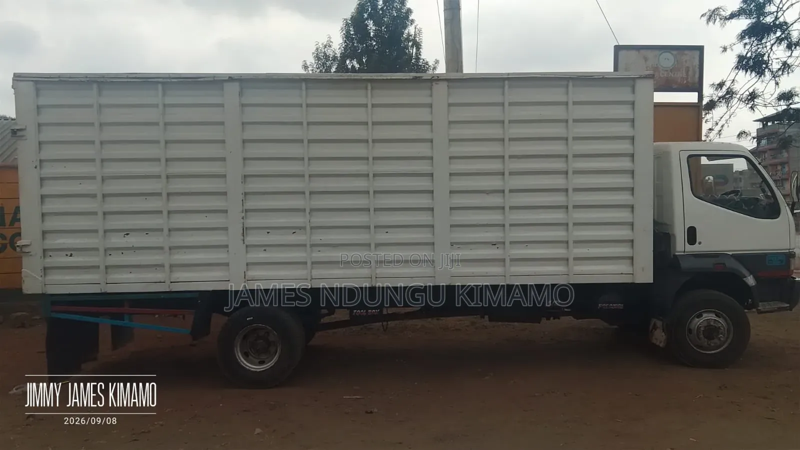 Mitsubishi FH 215 2019 White
