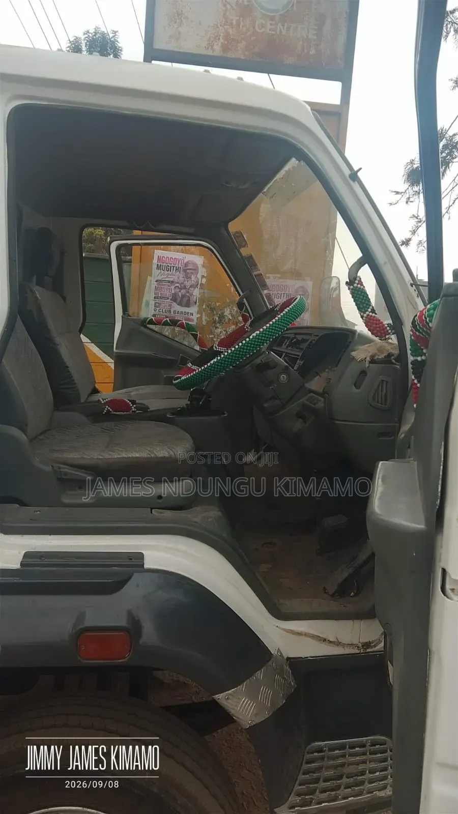 Mitsubishi FH 215 2019 White