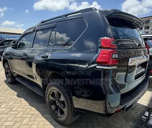 Toyota Land Cruiser Prado 2.7 i 2011 Black