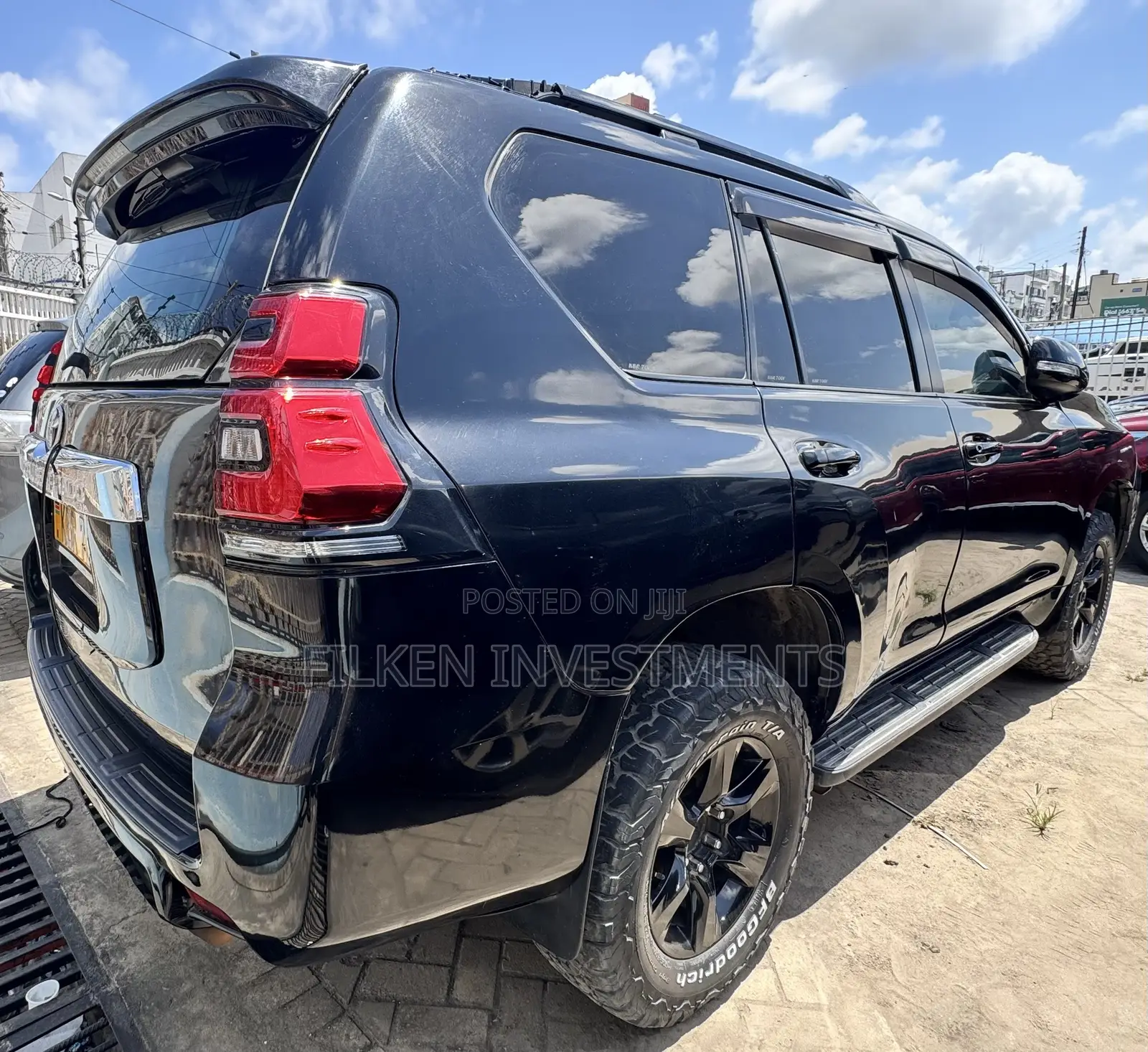 Toyota Land Cruiser Prado 2.7 i 2011 Black