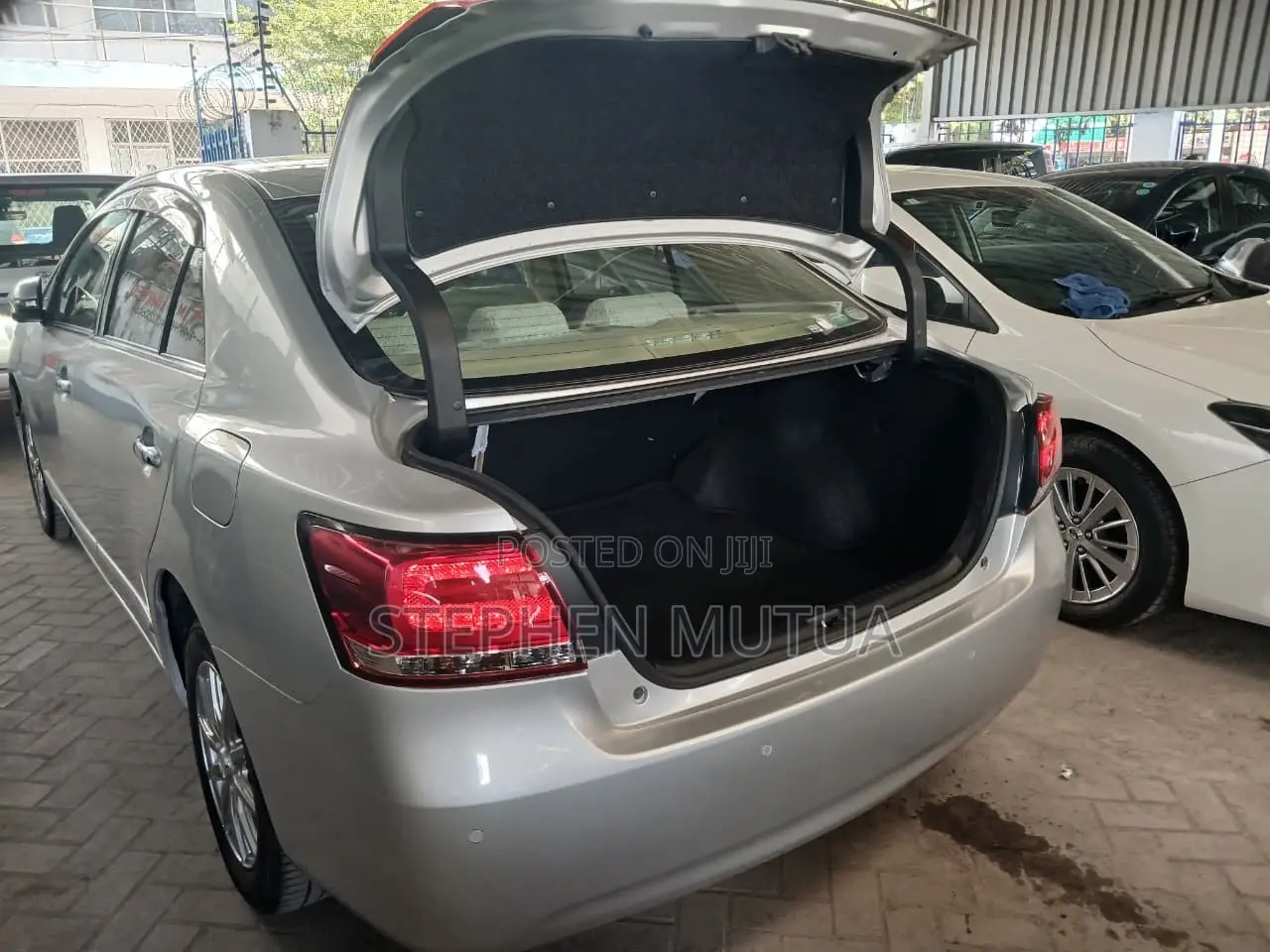 Toyota Premio 1.5 FWD 2019 Silver