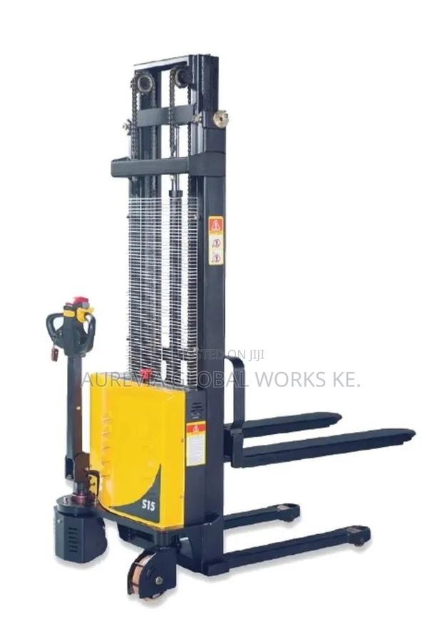 Semi Electric Stacker - main view