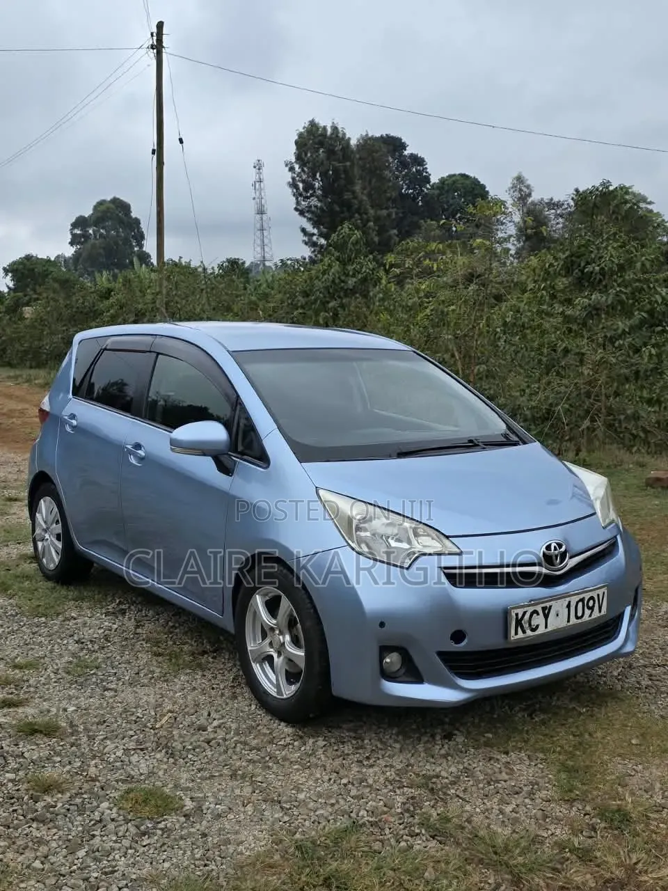 Toyota Ractis 1.5 FWD 2012 Blue