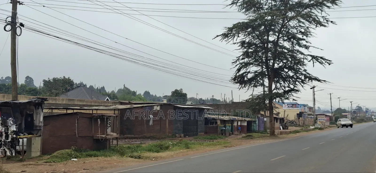 Prime 1⁄4 Acre Fronting the Main Road – Lusigetti