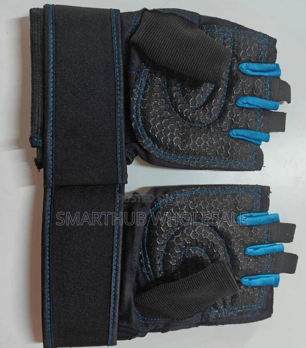 Weight Lifting Gloves
Xl