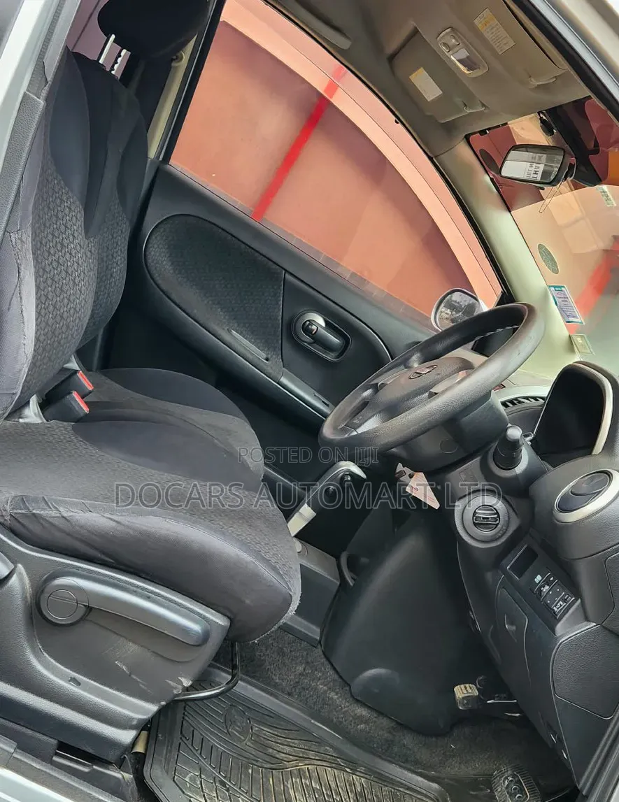 Nissan Note 2012 Silver