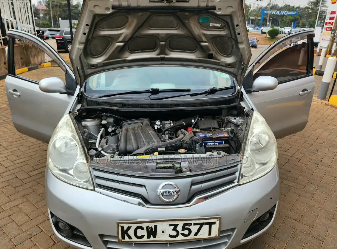 Nissan Note 2012 Silver