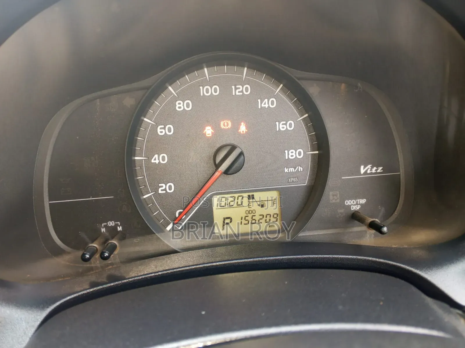 Toyota Vitz 1.0 FWD 5dr 2011 Brown
