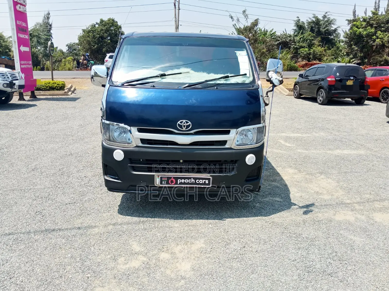 Toyota HiAce 2010 Black